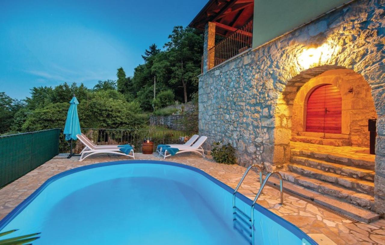 Villa Sirotnjak 洛夫兰 外观 照片