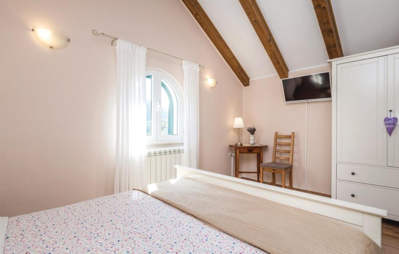 Villa Sirotnjak 洛夫兰 外观 照片