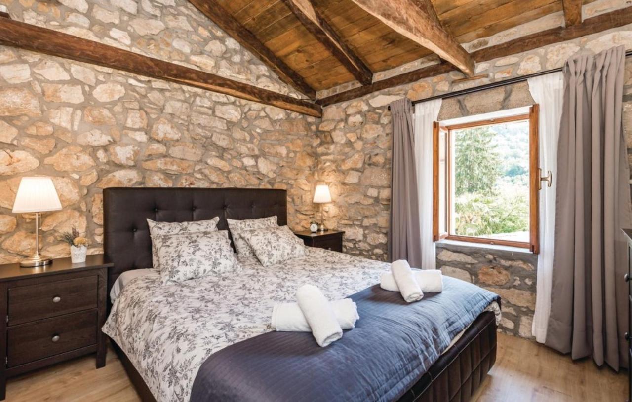 Villa Sirotnjak 洛夫兰 外观 照片