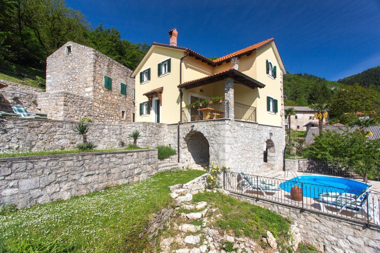 Villa Sirotnjak 洛夫兰 外观 照片